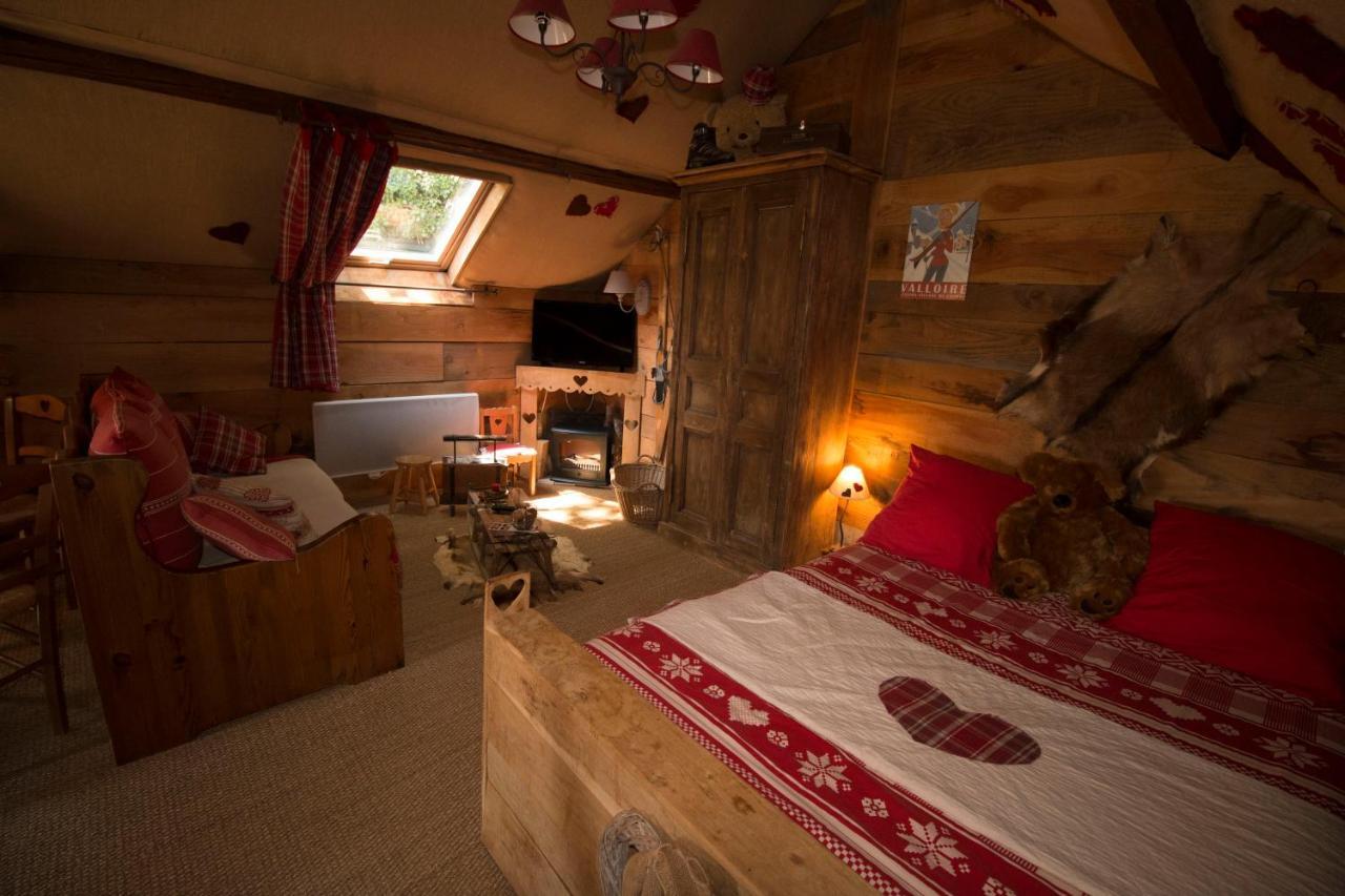 Gite "Le Refuge" Dans Un Domaine De 7Ha Au Calme Vimoutiers ภายนอก รูปภาพ