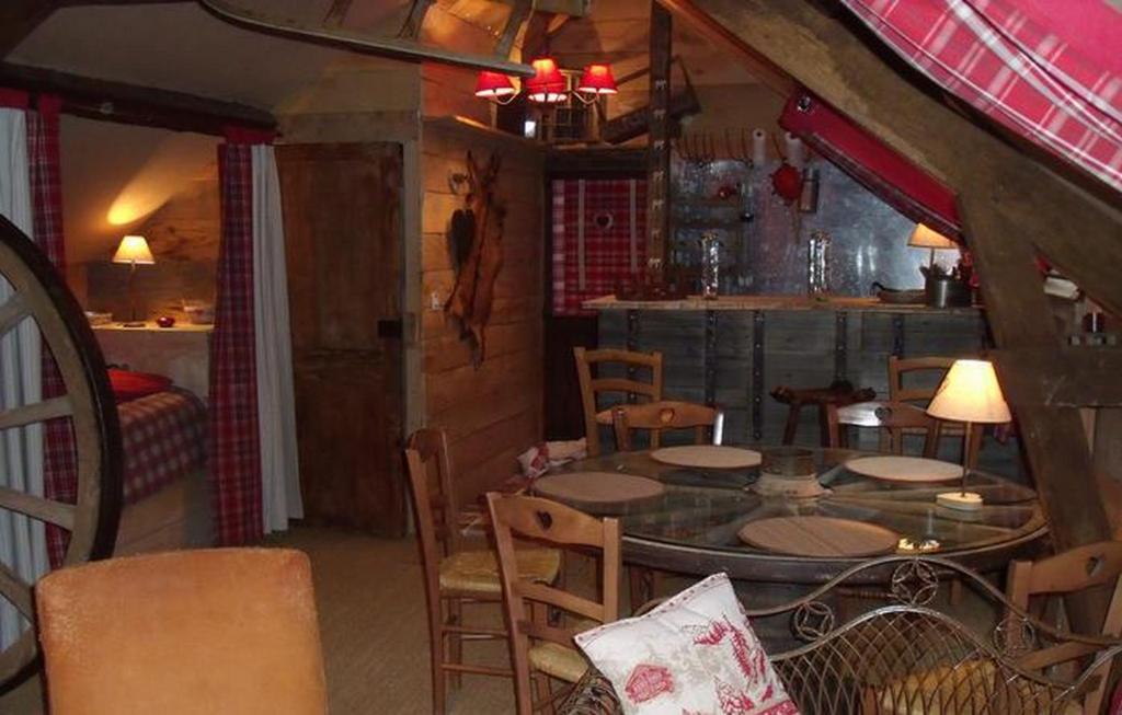 Gite "Le Refuge" Dans Un Domaine De 7Ha Au Calme Vimoutiers ภายนอก รูปภาพ